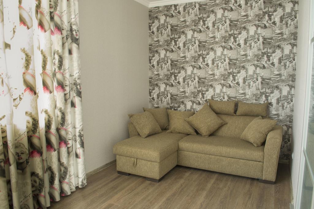Mindia'S Two Bedroom Apartment Батумі Екстер'єр фото