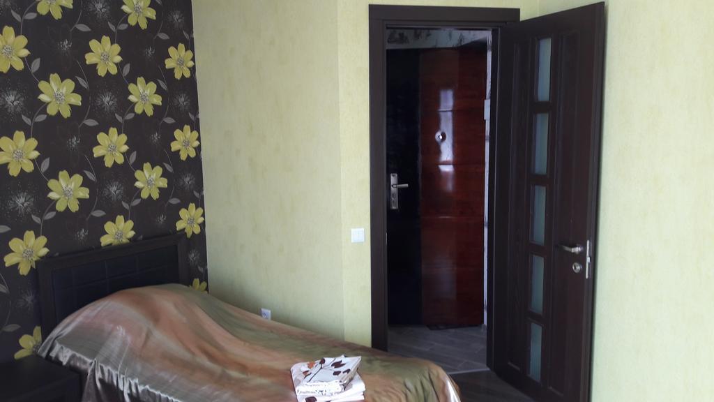 Mindia'S Two Bedroom Apartment Батумі Екстер'єр фото
