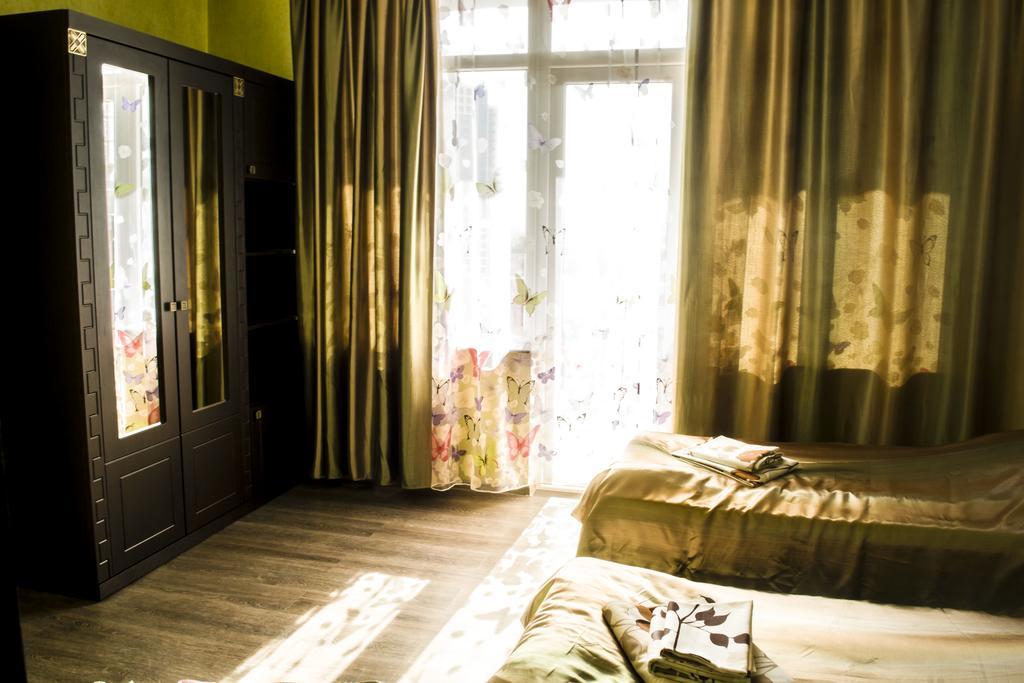 Mindia'S Two Bedroom Apartment Батумі Екстер'єр фото
